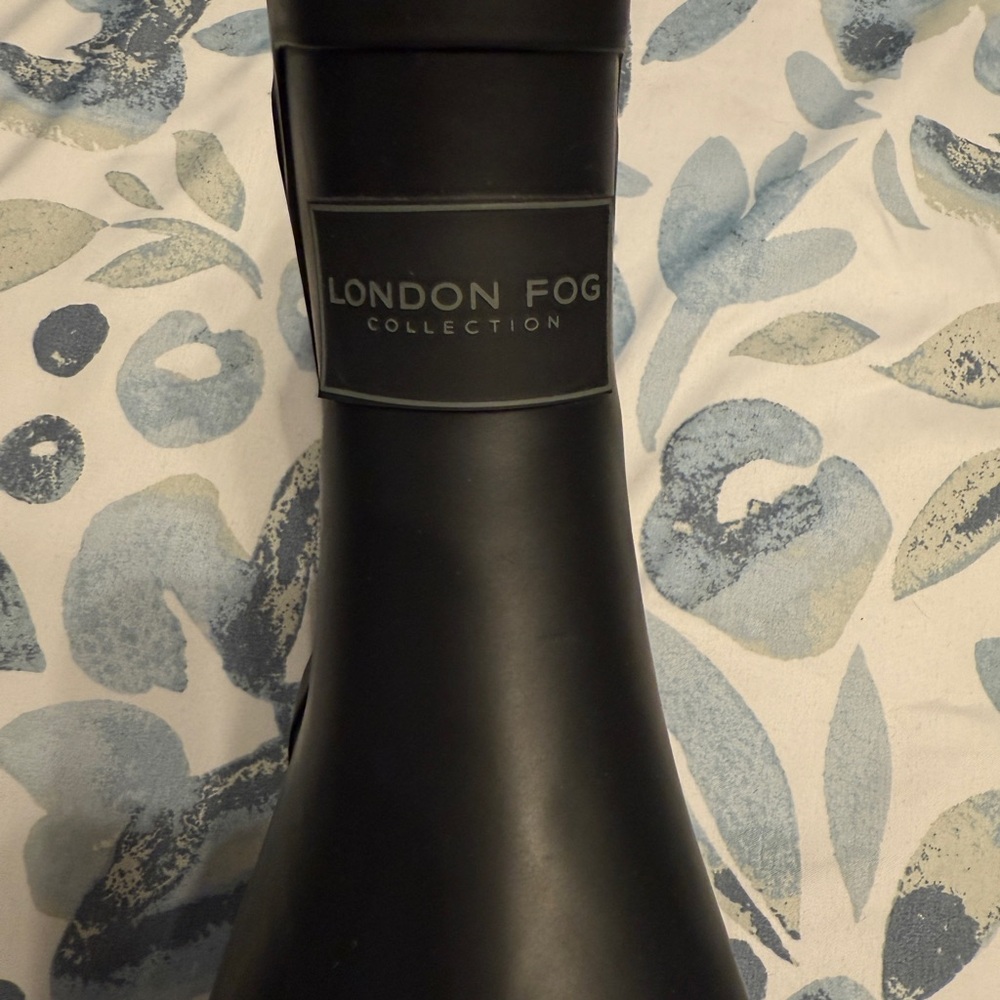 London Fog Black Winter Rain Boots with Elastic Panels - Picture 2 of 4